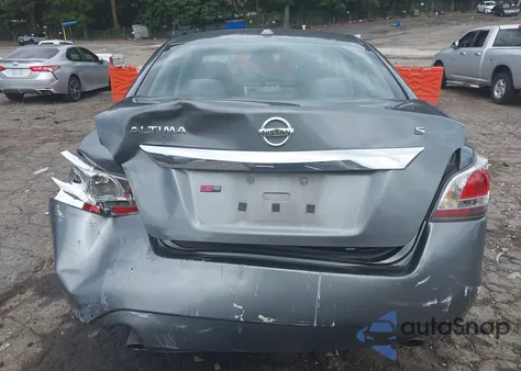 2015 Nissan Altima 2.5 S из США, поврежденный, VIN 1N4AL3AP4FN383189